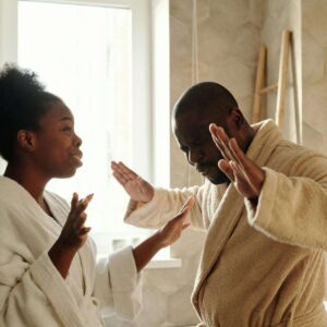 The Love Central - Relationship dealbreakers: a couple arguing