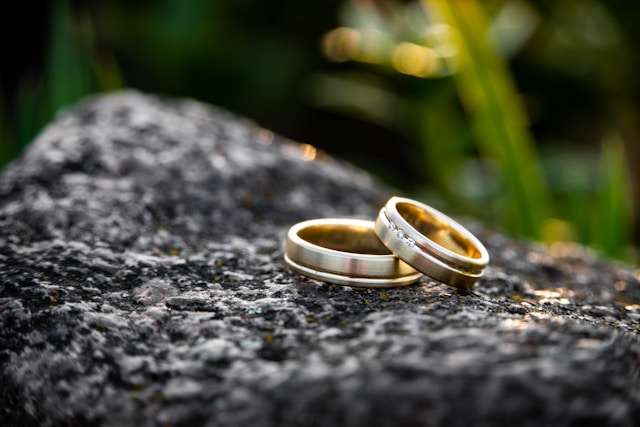 The Love Central - denny-muller-AKbE5xlIZXA-unsplash The Love Central -