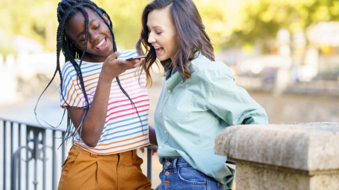 Friends on the phone