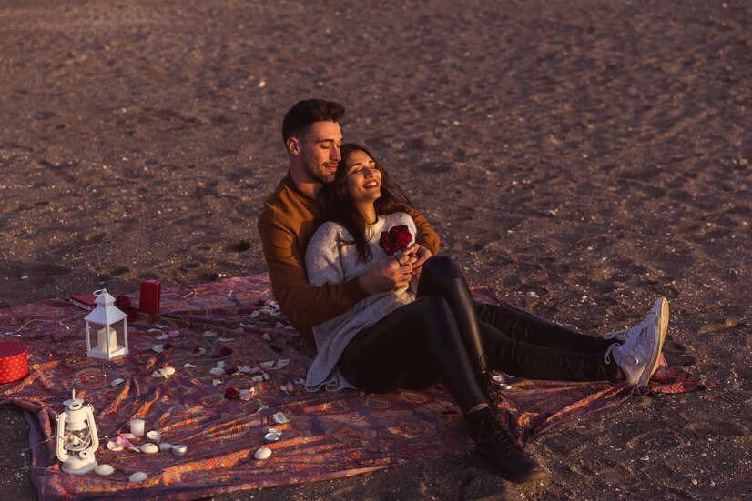 The Love Central - Couple on holiday