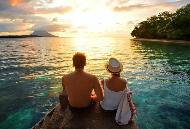 The Love Central - Couple watching sunset