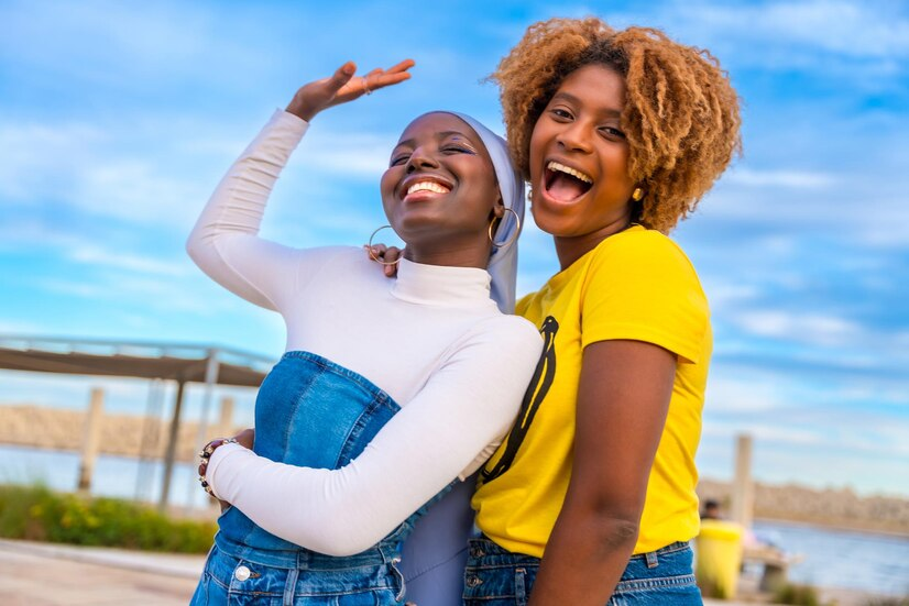 The Love Central - The Friendship Audit: Who Should Stay in 2025? The Love Central - Girlies