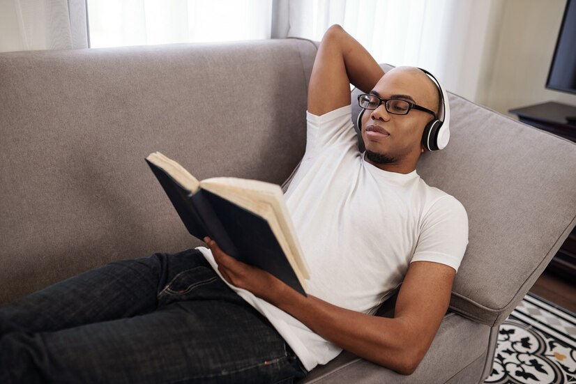 Must-Read Books for Personal and Professional Growth in 2025