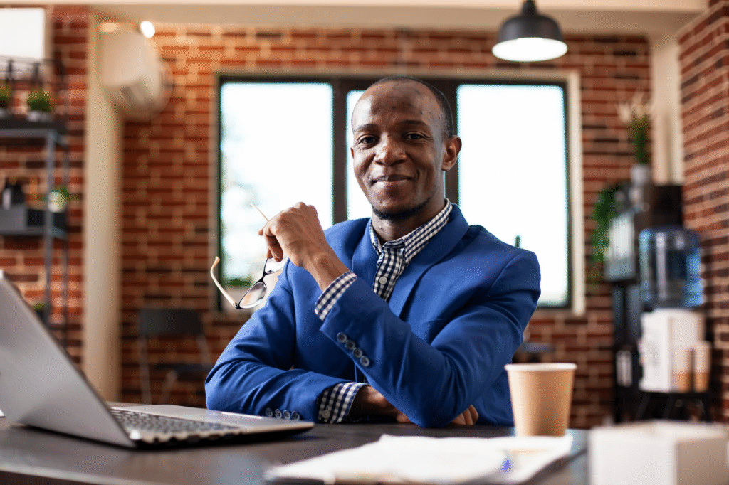 The Love Central - op 13 Productivity Apps Every Entrepreneur Needs in 2025 The Love Central - A black entrepreneur