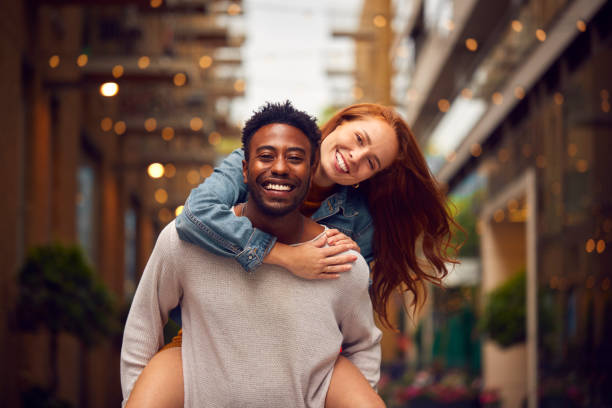 Top 3 Signs You’re in a Situationship