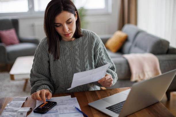 The Love Central - How to File Your First Canadian Tax Return The Love Central - A lday filing her Canadian first tax return