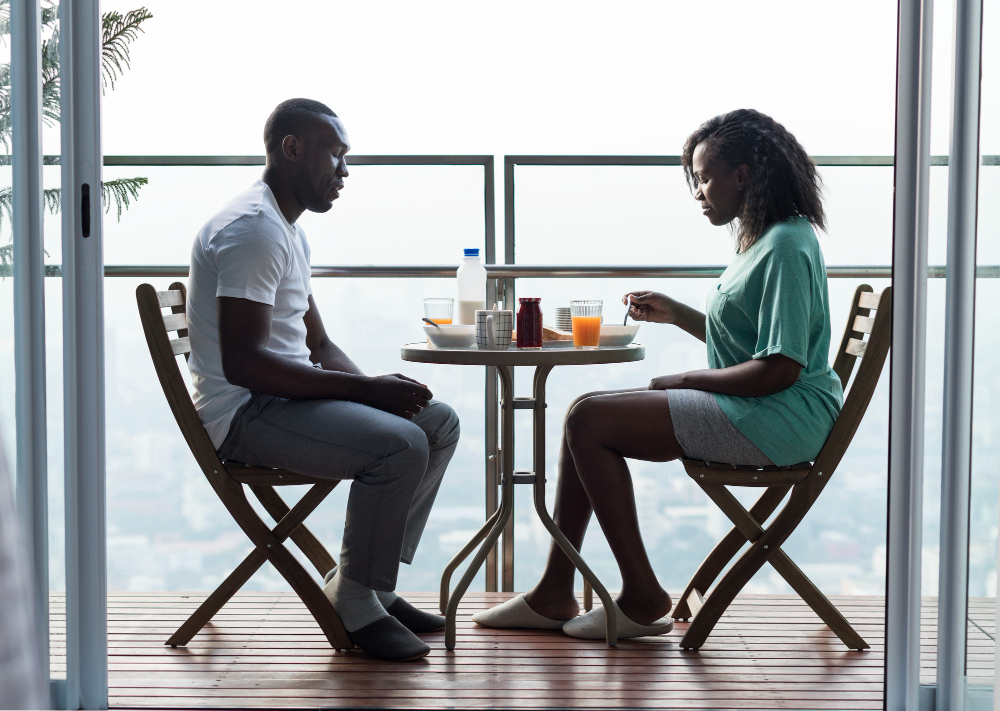 The Love Central - Couple at a dinner
