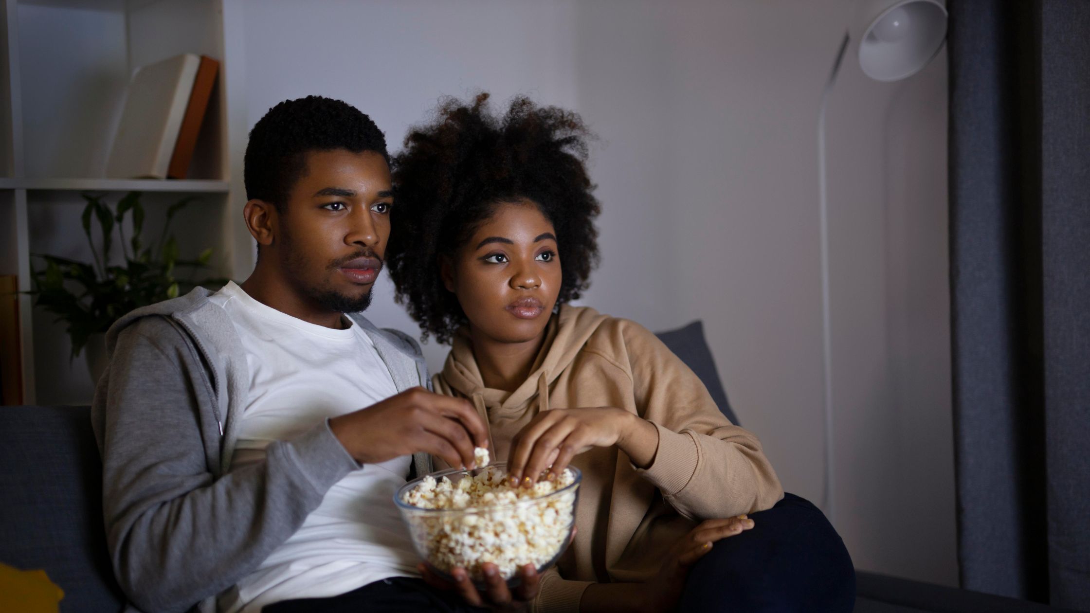 Top 10 Romantic Comedies to Watch on Netflix in 2025