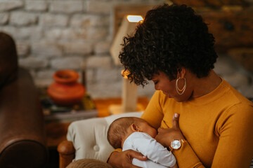 Breastfeeding Myths vs. Facts: What Every New Mom Needs to Know