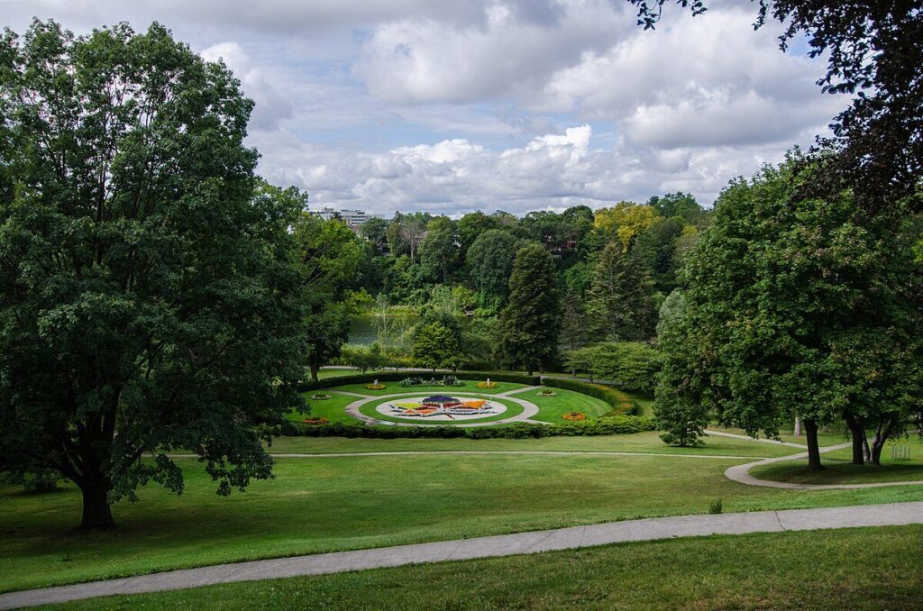 The Love Central - Free Weekend Activities for Newcomers in Canada The Love Central - High Park