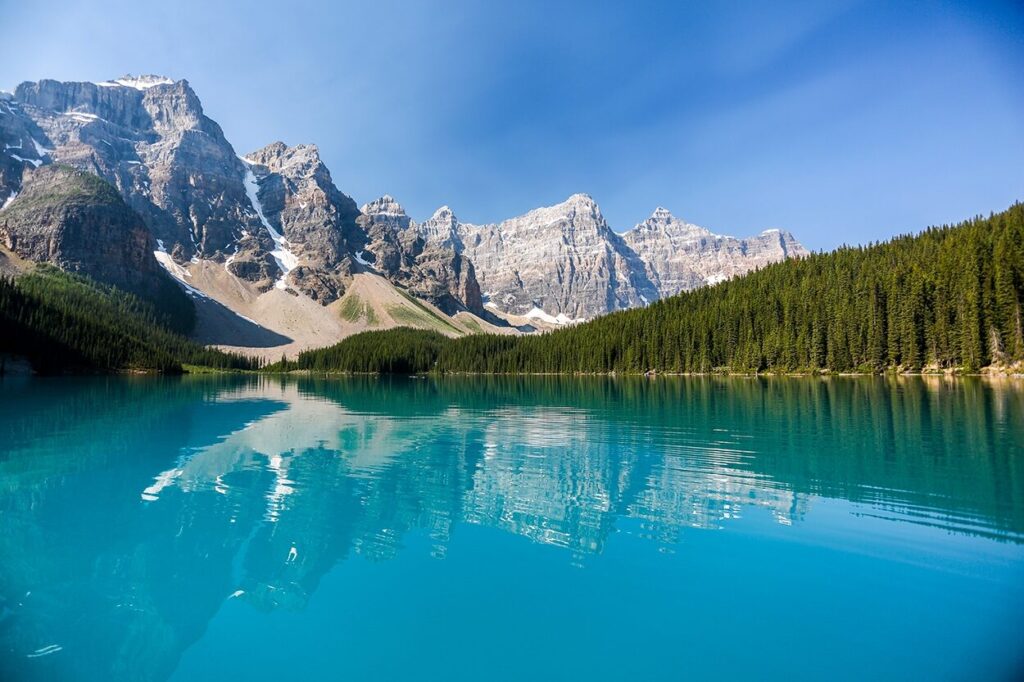 The Love Central - Free Weekend Activities for Newcomers in Canada The Love Central - Banff National Pa