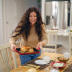 The Love Central - 10 Tips on How to Enjoy Thanksgiving Even If You're Flying Solo