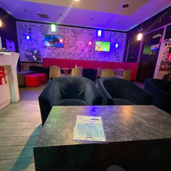 The Love Central - Where to Find the Best Nigerian Food in Houston The Love Central - Baba Jollof